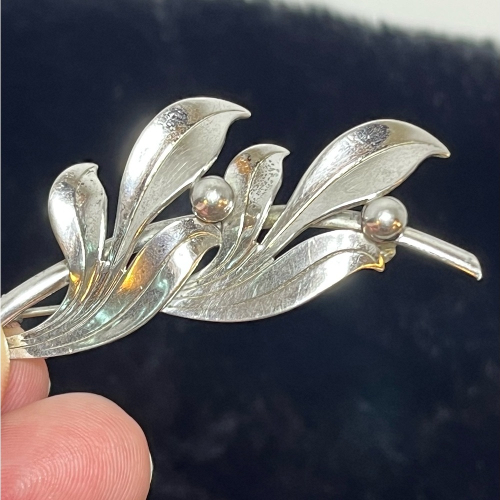 925 Sterling Silver Vintage Forstner Leaf Floral Design Pin Brooch